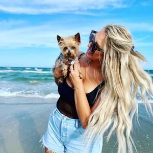 Meet your Posher, Ralee dawn